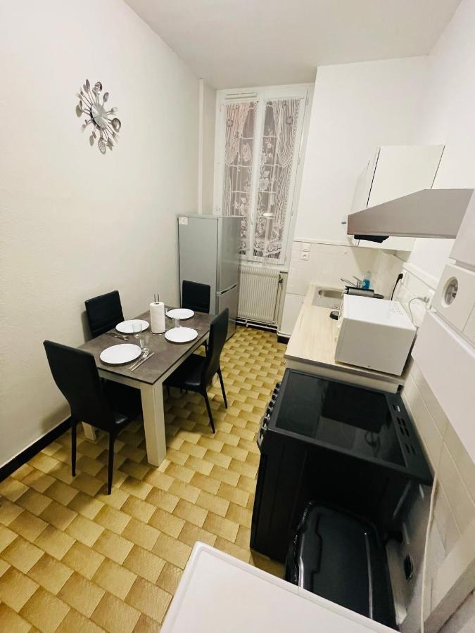 Appartement Proche De La Ville Et Du Parc Du Truchet サン・クロード エクステリア 写真