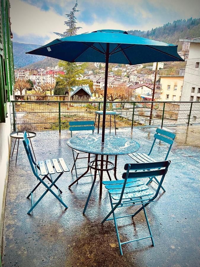 Appartement Proche De La Ville Et Du Parc Du Truchet サン・クロード エクステリア 写真